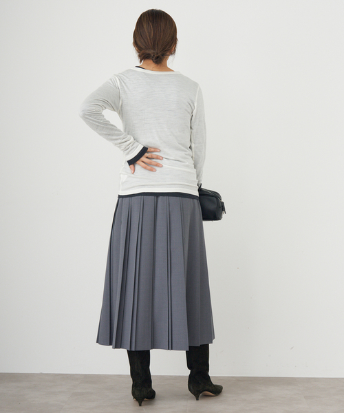 IENA（イエナ）の「《追加》Super120’sウールクルーネックプルオーバー（Tシャツ/カットソー・レディース・ホワイト/レッド/チャコールグレー・FREE）」の18枚目の写真