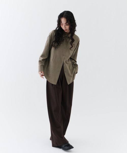 NUJOH（ヌゾ）の「Flow Stripe Shirt / フロウ・ストライプシャツ（シャツ/ブラウス・レディース・ブラウン/カーキ/ベージュ・FREE）」の12枚目の写真