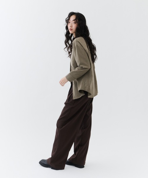 NUJOH（ヌゾ）の「Flow Stripe Shirt / フロウ・ストライプシャツ（シャツ/ブラウス・レディース・ブラウン/カーキ/ベージュ・FREE）」の15枚目の写真