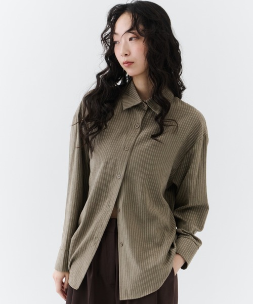 NUJOH（ヌゾ）の「Flow Stripe Shirt / フロウ・ストライプシャツ（シャツ/ブラウス・レディース・ブラウン/カーキ/ベージュ・FREE）」の7枚目の写真