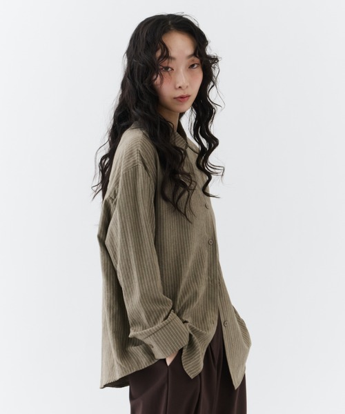 NUJOH（ヌゾ）の「Flow Stripe Shirt / フロウ・ストライプシャツ（シャツ/ブラウス・レディース・ブラウン/カーキ/ベージュ・FREE）」の6枚目の写真