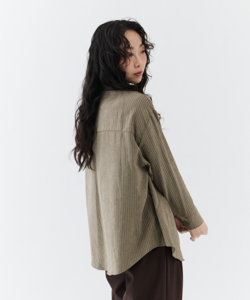 NUJOH（ヌゾ）の「Flow Stripe Shirt / フロウ・ストライプシャツ（シャツ/ブラウス・レディース・ブラウン/カーキ/ベージュ・FREE）」の10枚目の写真