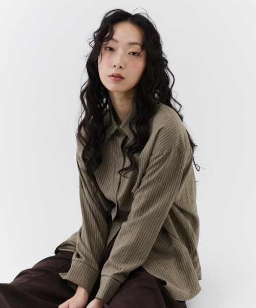 NUJOH（ヌゾ）の「Flow Stripe Shirt / フロウ・ストライプシャツ（シャツ/ブラウス・レディース・ブラウン/カーキ/ベージュ・FREE）」の8枚目の写真
