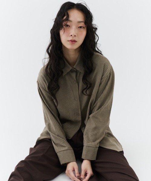 NUJOH（ヌゾ）の「Flow Stripe Shirt / フロウ・ストライプシャツ（シャツ/ブラウス・レディース・ブラウン/カーキ/ベージュ・FREE）」の9枚目の写真