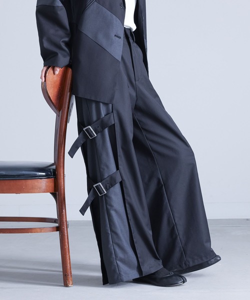 kOhAKU（コハク）の「『サイドベルトワイドパンツ』（その他パンツ・レディース・ブラック・2/1）」の18枚目の写真