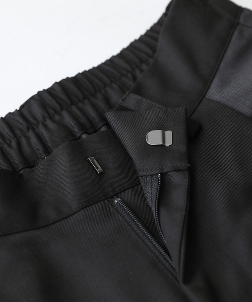 kOhAKU（コハク）の「『サイドベルトワイドパンツ』（その他パンツ・レディース・ブラック・2/1）」の5枚目の写真