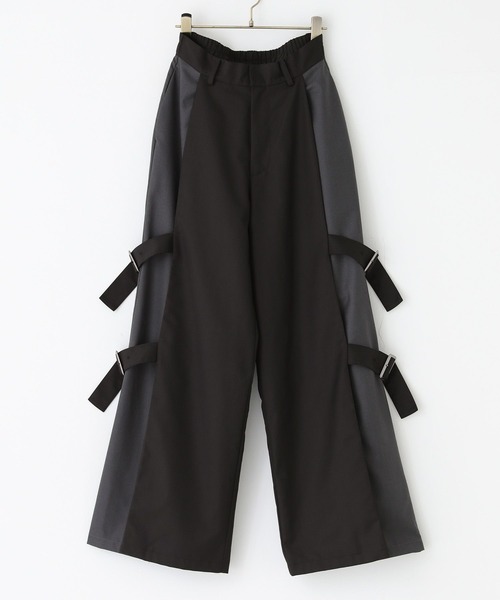 kOhAKU（コハク）の「『サイドベルトワイドパンツ』（その他パンツ・レディース・ブラック・2/1）」の3枚目の写真