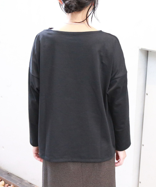 Rouge vif Anna(ルージュヴィフアンナ)の「【一部店舗限定】エコポリコット天竺プルオーバー/ ロングスリーブTシャツ(Tシャツ/カットソー・レディース・ブラック/イエロー・フリー)」の18枚目の写真