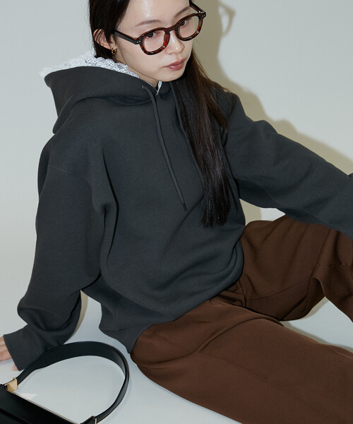 PUBLUX（パブリュクス）の「PUBLUX/パブリュクス レース付き 裏起毛 フーディー　限定展開（パーカー・レディース・ライトグレー/チャコールグレー・ﾌﾘ-）」の9枚目の写真