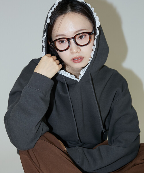 PUBLUX（パブリュクス）の「PUBLUX/パブリュクス レース付き 裏起毛 フーディー　限定展開（パーカー・レディース・ライトグレー/チャコールグレー・ﾌﾘ-）」の10枚目の写真