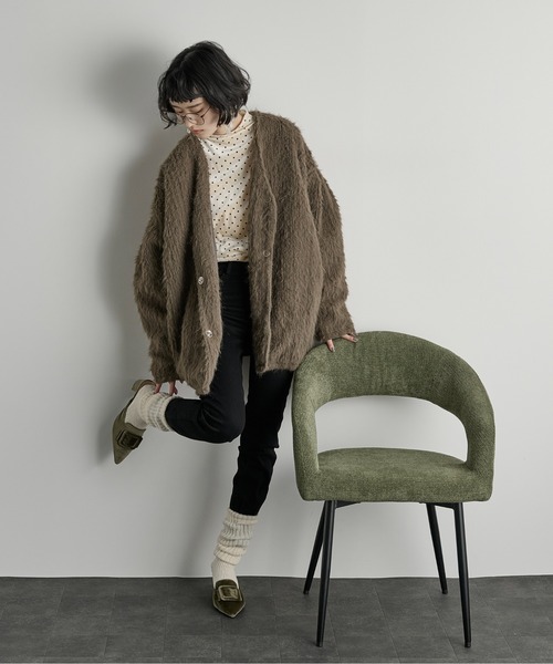 THE YOn（ザヨン）の「ドットベロアハイネックトップス（Tシャツ/カットソー・レディース・グレー/アイボリー/ブラウン・FREE）」の15枚目の写真