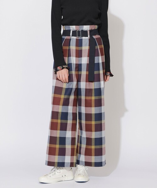 CB CRESTBRIDGE(シービークレストブリッジ)の「クレストブリッジチェックベルテッドパンツ(その他パンツ・レディース・ブルー系その他7/レッド系その他2・S/M)」の1枚目の写真