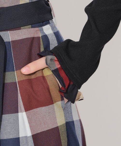 CB CRESTBRIDGE(シービークレストブリッジ)の「クレストブリッジチェックベルテッドパンツ(その他パンツ・レディース・ブルー系その他7/レッド系その他2・S/M)」の8枚目の写真