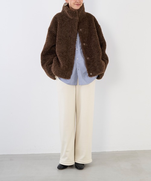 MICA&DEAL(マイカ&ディール)の「スタンドカラーボアブルゾン(ブルゾン・レディース・ライトベージュ/グレイッシュベージュ/ブラウン・FREE)」の5枚目の写真