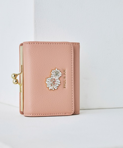 PAUL & JOE ACCESSOIRES（ポールアンドジョーアクセソワ）の「PAUL & JOE ACCESSOIRES (ポール＆ジョーアクセソワ)口金ミニ財布  PJA-W1312 クリザンテームメタル（財布・レディース・ピンク/アイボリー/ネイビー/グレー・FREE）」の4枚目の写真