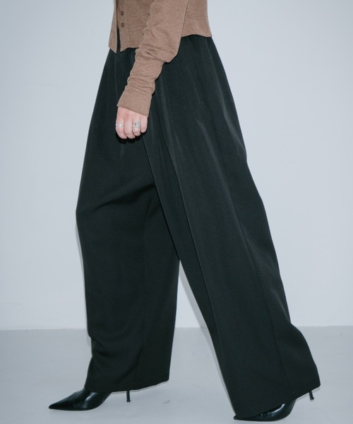 HANNE（アン）の「5タックスラックス（スラックス・レディース・ベージュ/ブラック・S/M）」の11枚目の写真