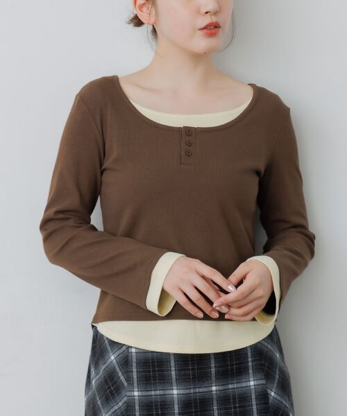 RETRO GIRL（レトロガール）の「レイヤード風テレコCT（Tシャツ/カットソー・レディース・チャコールグレー/ブラック/ブラウン・FREE）」の2枚目の写真