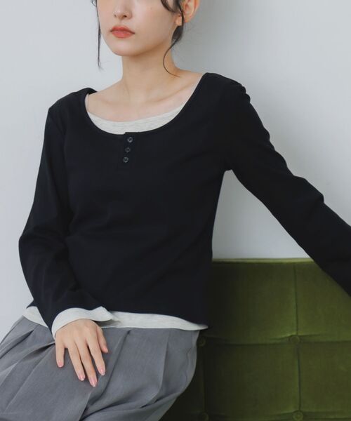 RETRO GIRL（レトロガール）の「レイヤード風テレコCT（Tシャツ/カットソー・レディース・チャコールグレー/ブラック/ブラウン・FREE）」の3枚目の写真