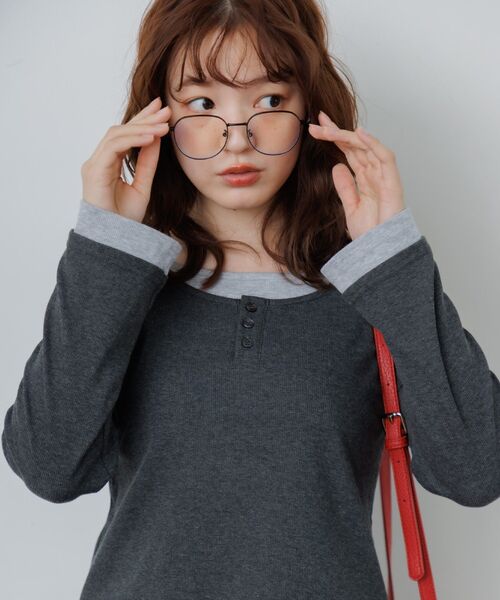 RETRO GIRL（レトロガール）の「レイヤード風テレコCT（Tシャツ/カットソー・レディース・チャコールグレー/ブラック/ブラウン・FREE）」の15枚目の写真