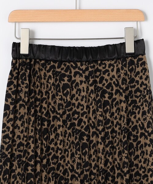 MICO COULIER（ミコクリエ）の「起毛プリーツスカート（スカート・レディース・キナリ/ブラウン系その他/チャコールグレー/ブラウン・38）」の17枚目の写真