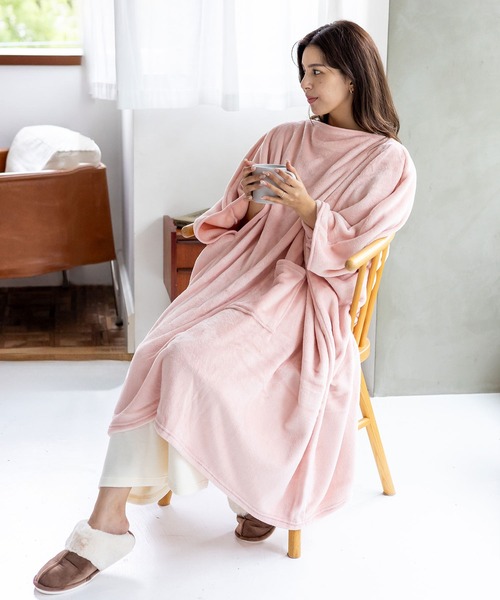 VitaFelice（ヴィータフェリーチェ）の「なめらかフランネル着る毛布（その他ルームウェア・レディース・ベージュ/ネイビー/ピンク/ブラック・FREE）」の9枚目の写真