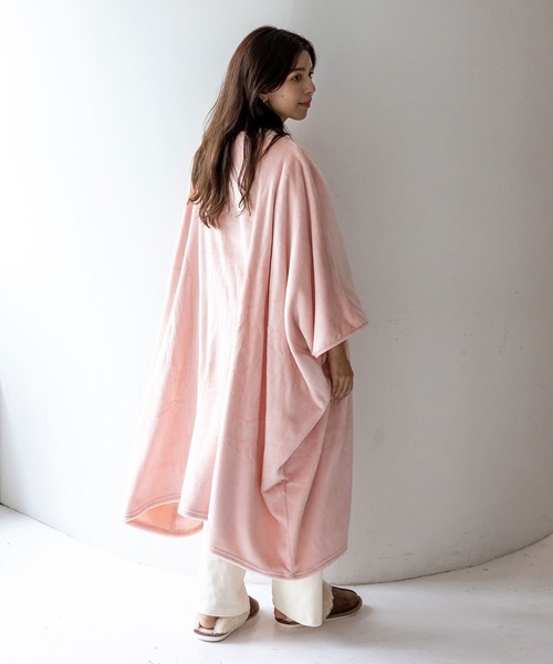 VitaFelice（ヴィータフェリーチェ）の「なめらかフランネル着る毛布（その他ルームウェア・レディース・ベージュ/ネイビー/ピンク/ブラック・FREE）」の12枚目の写真