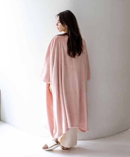 VitaFelice（ヴィータフェリーチェ）の「なめらかフランネル着る毛布（その他ルームウェア・レディース・ベージュ/ネイビー/ピンク/ブラック・FREE）」の14枚目の写真