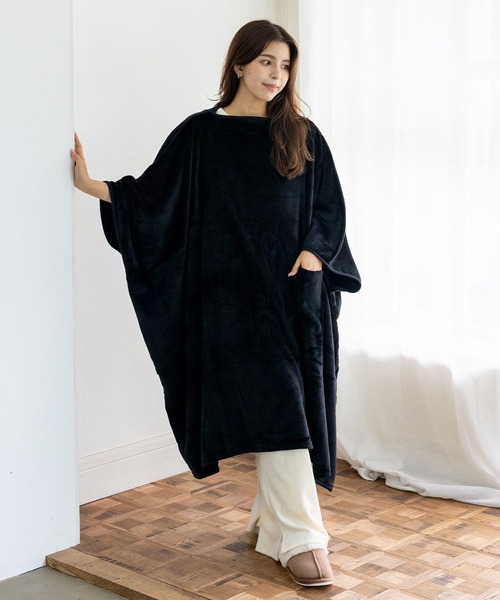 VitaFelice（ヴィータフェリーチェ）の「なめらかフランネル着る毛布（その他ルームウェア・レディース・ベージュ/ネイビー/ピンク/ブラック・FREE）」の16枚目の写真