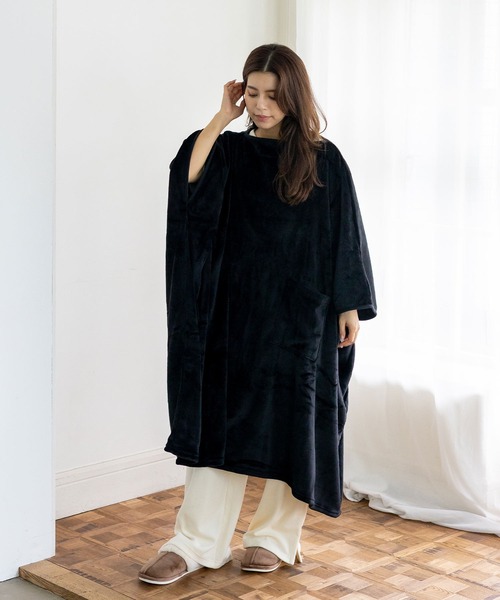 VitaFelice（ヴィータフェリーチェ）の「なめらかフランネル着る毛布（その他ルームウェア・レディース・ベージュ/ネイビー/ピンク/ブラック・FREE）」の17枚目の写真