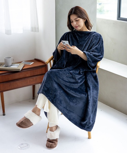 VitaFelice（ヴィータフェリーチェ）の「なめらかフランネル着る毛布（その他ルームウェア・レディース・ベージュ/ネイビー/ピンク/ブラック・FREE）」の22枚目の写真