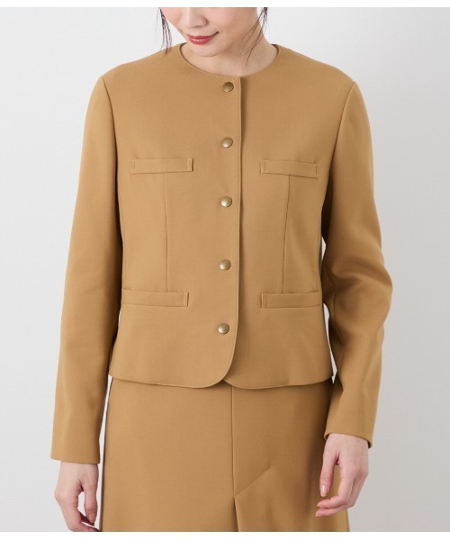 NEWYORKER（ニューヨーカー）の「【ウォッシャブル】コンパクトダブルクロス ドット釦ノーカラージャケット（テーラードジャケット・レディース・キャメル/ネイビー・9号/11号）」の13枚目の写真