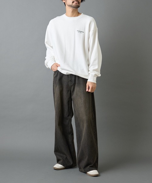 COLONY 2139（コロニートゥーワンスリーナイン）の「バーコード刺繍スウェットクルーネック（スウェット・メンズ・ブラック/チャコールグレー/ホワイト・MEDIUM/LARGE）」の9枚目の写真