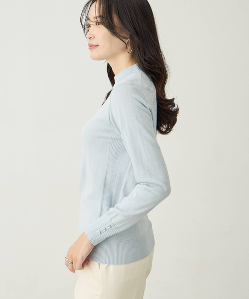 A/C DESIGN BY ALPHA CUBIC（エーシーデザインバイアルファキュービック）の「ラメリブハイネックニットプルオーバー【洗える・大きいサイズあり】（ニット/セーター・レディース・ライトグレー/ピンク/サックスブルー/オフホワイト・M/L/LL/3L）」の6枚目の写真