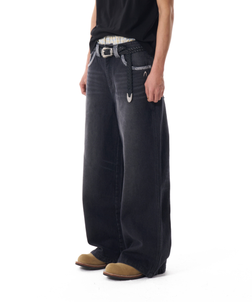 AAKAM(アーカム)の「Contrast Washed Denim Pants (Black)(デニムパンツ・レディース・その他・1/2)」の1枚目の写真