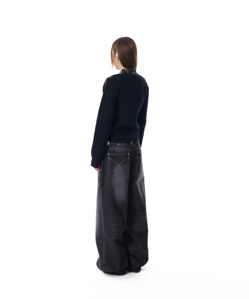 AAKAM(アーカム)の「Contrast Washed Denim Pants (Black)(デニムパンツ・レディース・その他・1/2)」の5枚目の写真