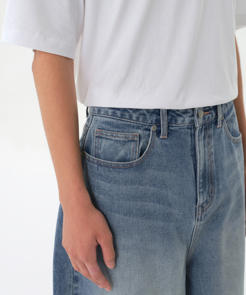 MUSINSA STANDARD（ムシンサスタンダード）の「ビッグブラシラージバルーンデニムパンツ[ライトインディゴ]（デニムパンツ・メンズ・その他・40/38/42/36/34/32/30/31/33/26/27/28/29）」の5枚目の写真