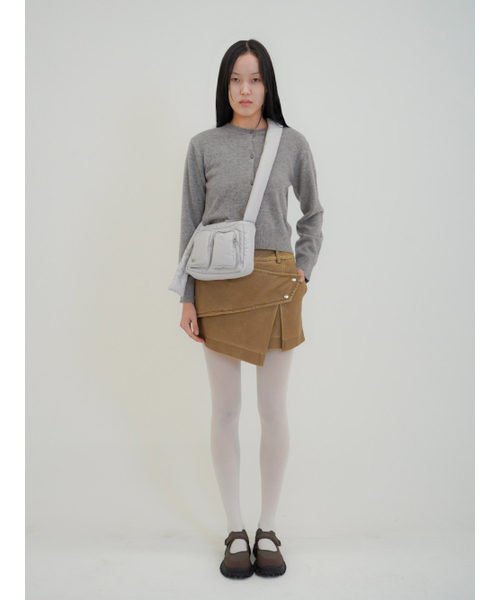 Kijun(キジュン)の「Pillow Cross Bag Silver(メッセンジャーバッグ・レディース・その他・OS)」の5枚目の写真
