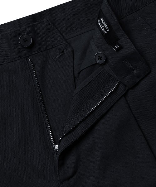 MUSINSA STANDARD（ムシンサスタンダード）の「ワンタックレギュラーフィットCcinoパンツ[ブラック]（その他パンツ・メンズ・その他・40/31/33/26/27/28/29/38/42/36/34/32/30）」の4枚目の写真