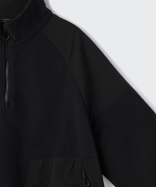 MUSINSA STANDARD（ムシンサスタンダード）の「シティレジャーポーラフリースハーフジッププルオーバー[ブラック]（その他アウター・メンズ・その他・SMALL/MEDIUM/LARGE/X-LARGE/XX-LARGE）」の3枚目の写真