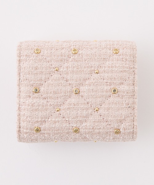 one after another NICE CLAUP（ワンアフターアナザーナイスクラップ）の「【ＨolidayCollection】ビジュースタッズ付きキルティングウォレット（財布・レディース・ブラック/ピンクベージュ/サックスブルー/アイボリー・FREE）」の5枚目の写真