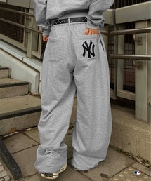 sedacle（セダクル）の「【別注】MLB/刺繍フロントタックスウェットパンツ（スウェットパンツ・メンズ）」