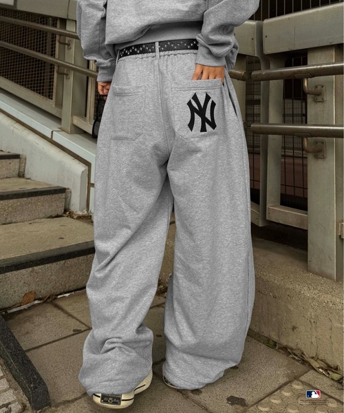 別注】MLB/刺繍フロントタックスウェットパンツ（スウェットパンツ