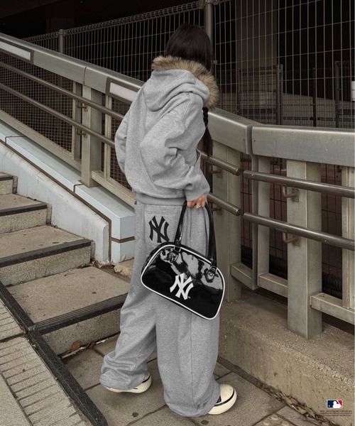 別注】MLB/刺繍フロントタックスウェットパンツ（スウェットパンツ