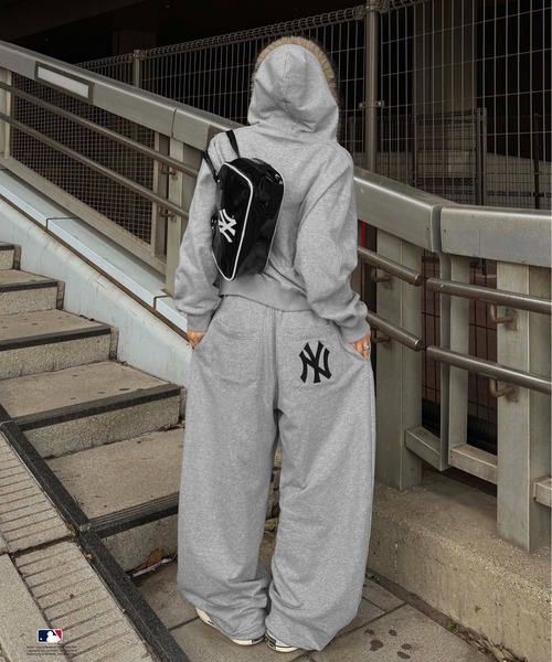 別注】MLB/刺繍フロントタックスウェットパンツ（スウェットパンツ