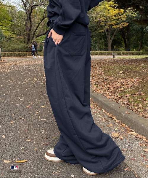 別注】MLB/刺繍フロントタックスウェットパンツ（スウェットパンツ