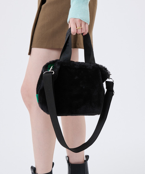 FUR E/W TOTE ブラックフラッフィーファー（トートバッグ 