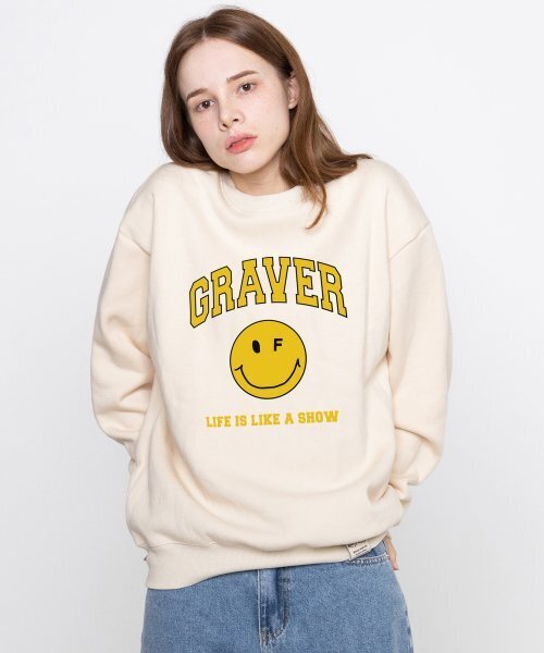 GRAVER（グレーバー）の「[ユニセックス]アーチロゴライフドットスマイルマンツーマン_クリーム（スウェット・レディース・アイボリー・LARGE/MEDIUM/SMALL/X-LARGE）」の2枚目の写真