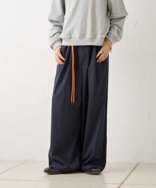 WHIMSIC（ウィムジック）の「【UNISEX/2サイズ展開】ピンストライプワイドスラックス（その他パンツ・メンズ・グレー/ネイビー・1/2）」の17枚目の写真