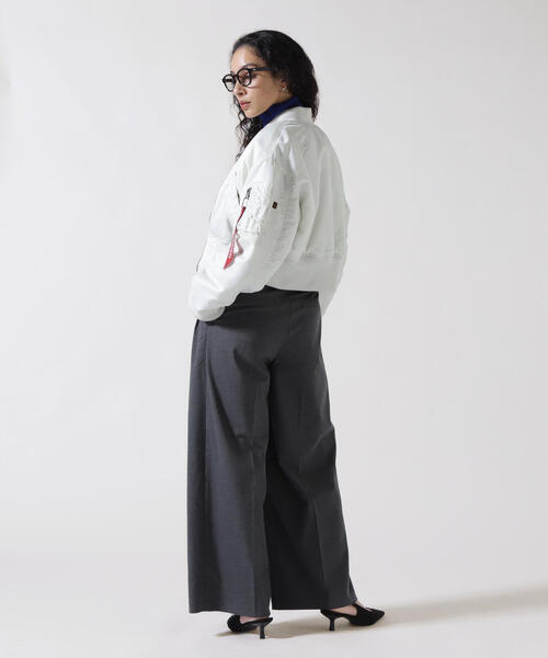 クロップドデザインMA-1 MA-1 CROPPED FLIGHT JACKET W | Alpha Industries（アルファ