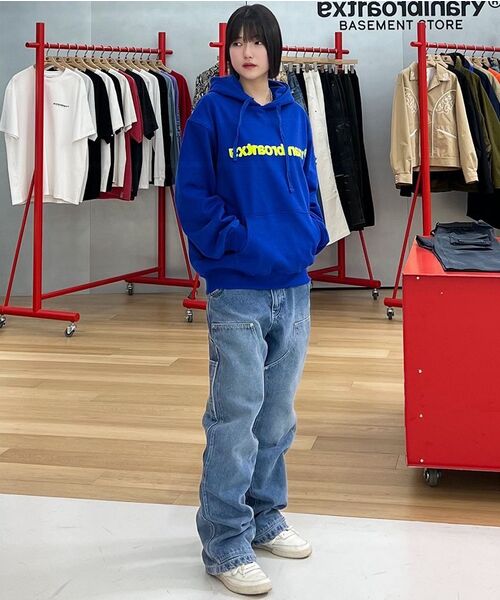 EXTRAORDINARY(エクストラオーディナリー)の「EX BASIC LOGO HOODIE D/BLUE(パーカー・メンズ・その他・MEDIUM/LARGE/X-LARGE)」の4枚目の写真